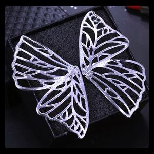 Asilla Butterfly earrings